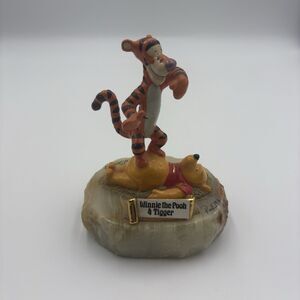 Winnie the Pooh Tigger figurines 1994 . Signed & Numbered Ron  Lee .